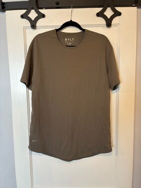 BYLT Basics Short Sleeve Crew in Olive Brown